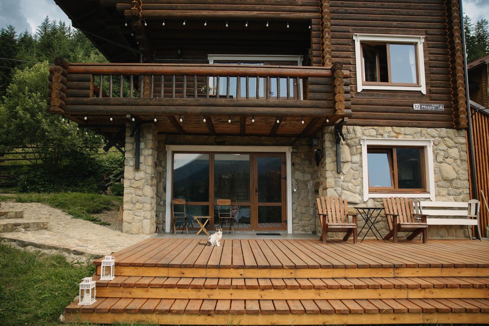 Vidal Lodge *