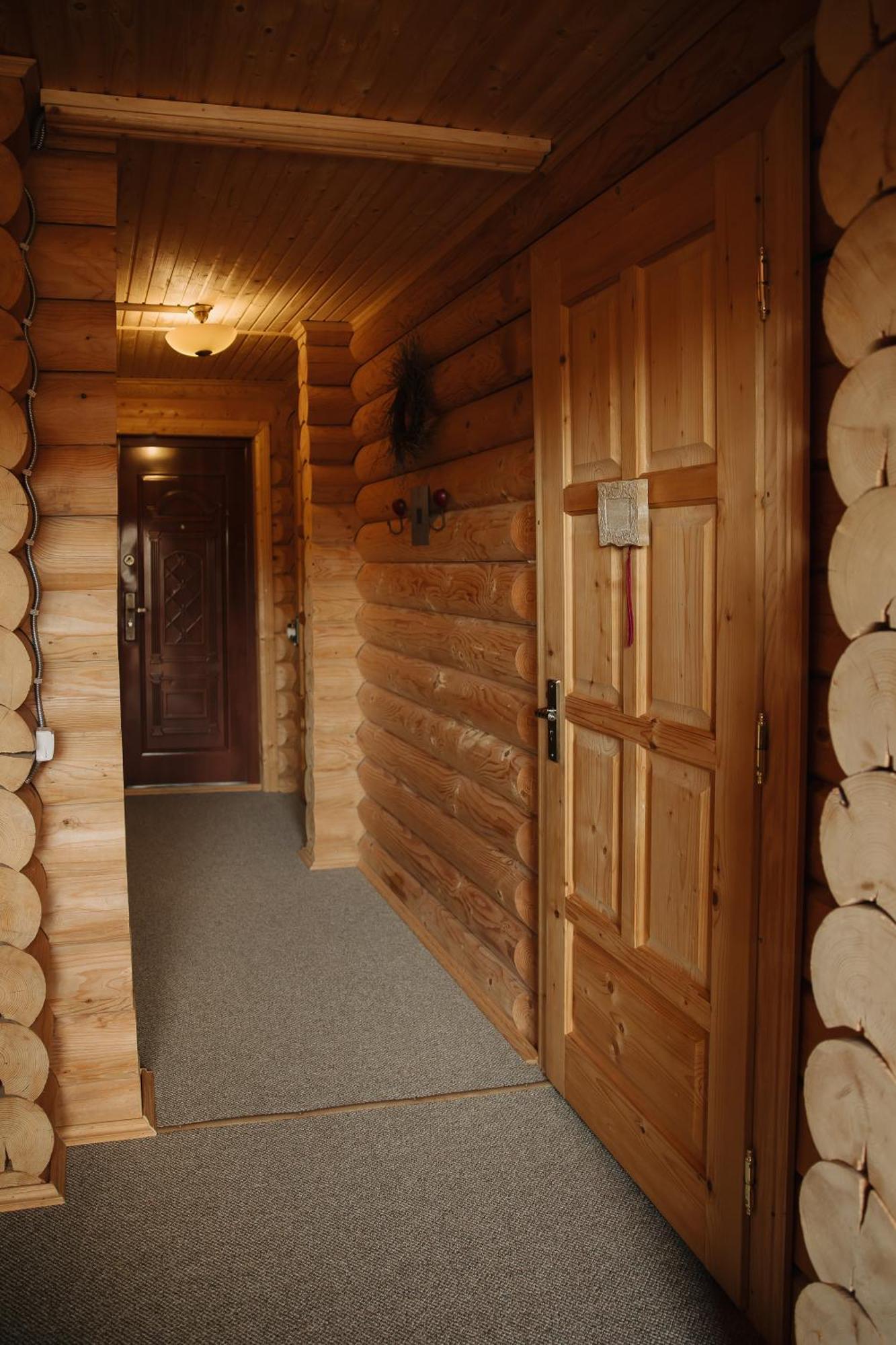 Vidal Lodge *